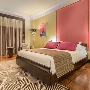 Kamer met een Queen Size Bed